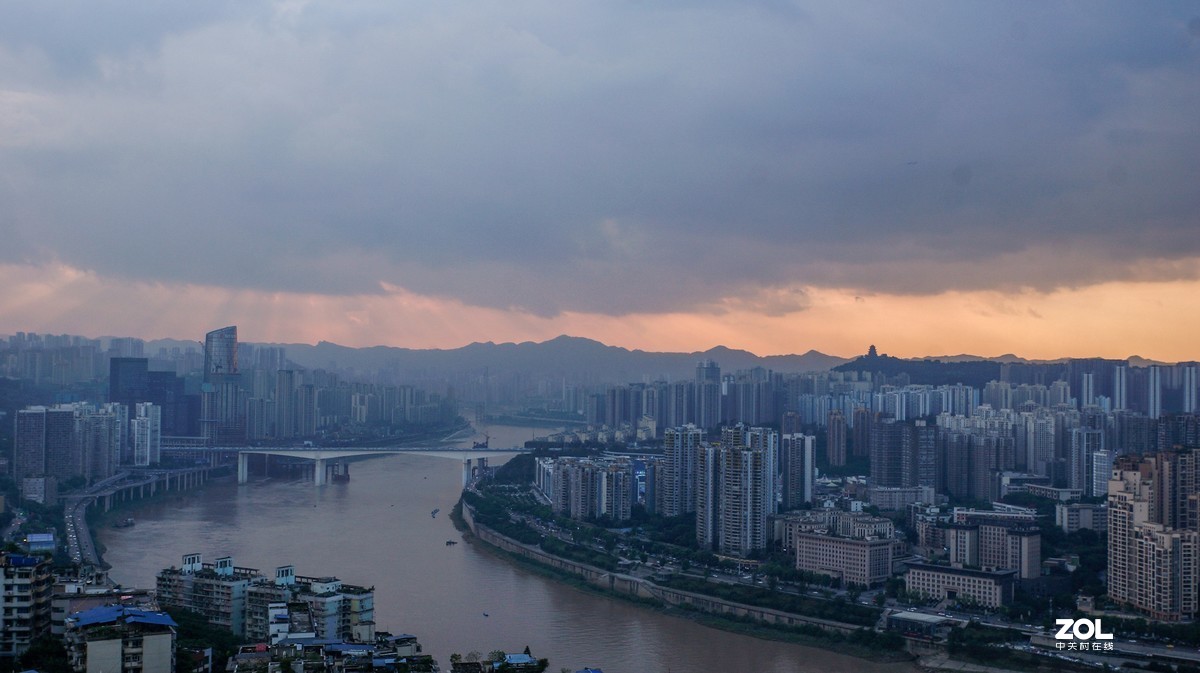 中秋节后的雾重庆