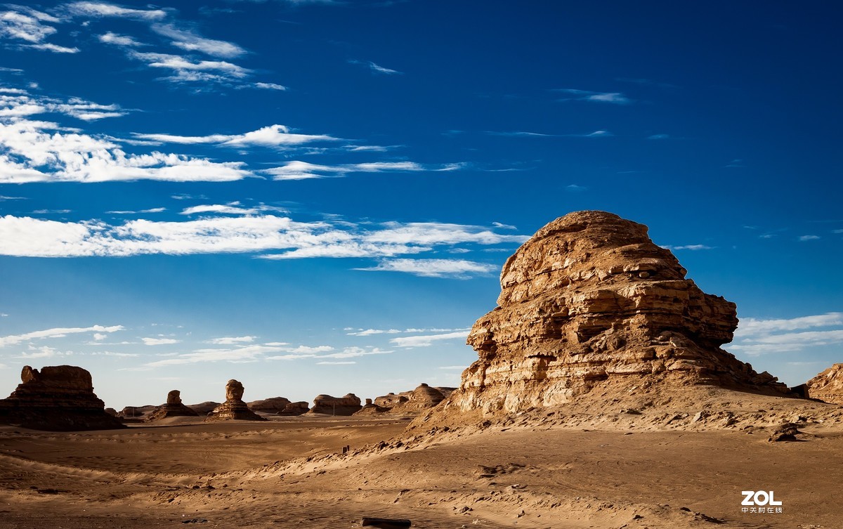海西蒙古族藏族自治州乌苏特水上雅丹地质公园