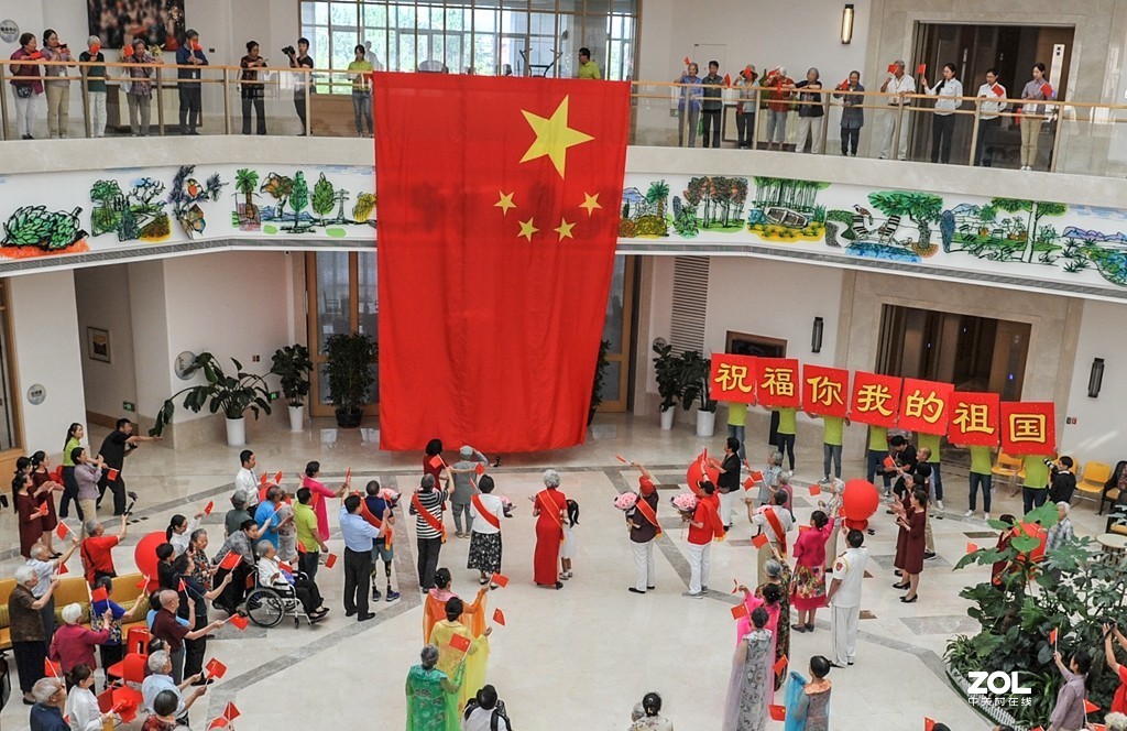 《今天是你的生日》银发达人参与拍摄北京市老龄协会快闪