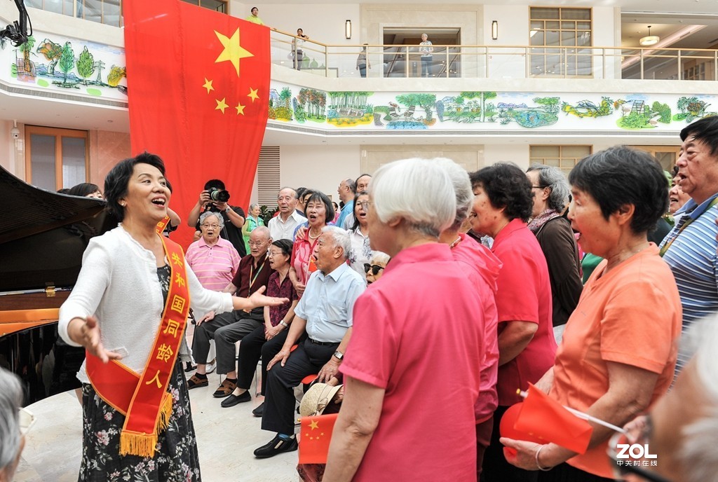 《今天是你的生日》银发达人参与拍摄北京市老龄协会快闪