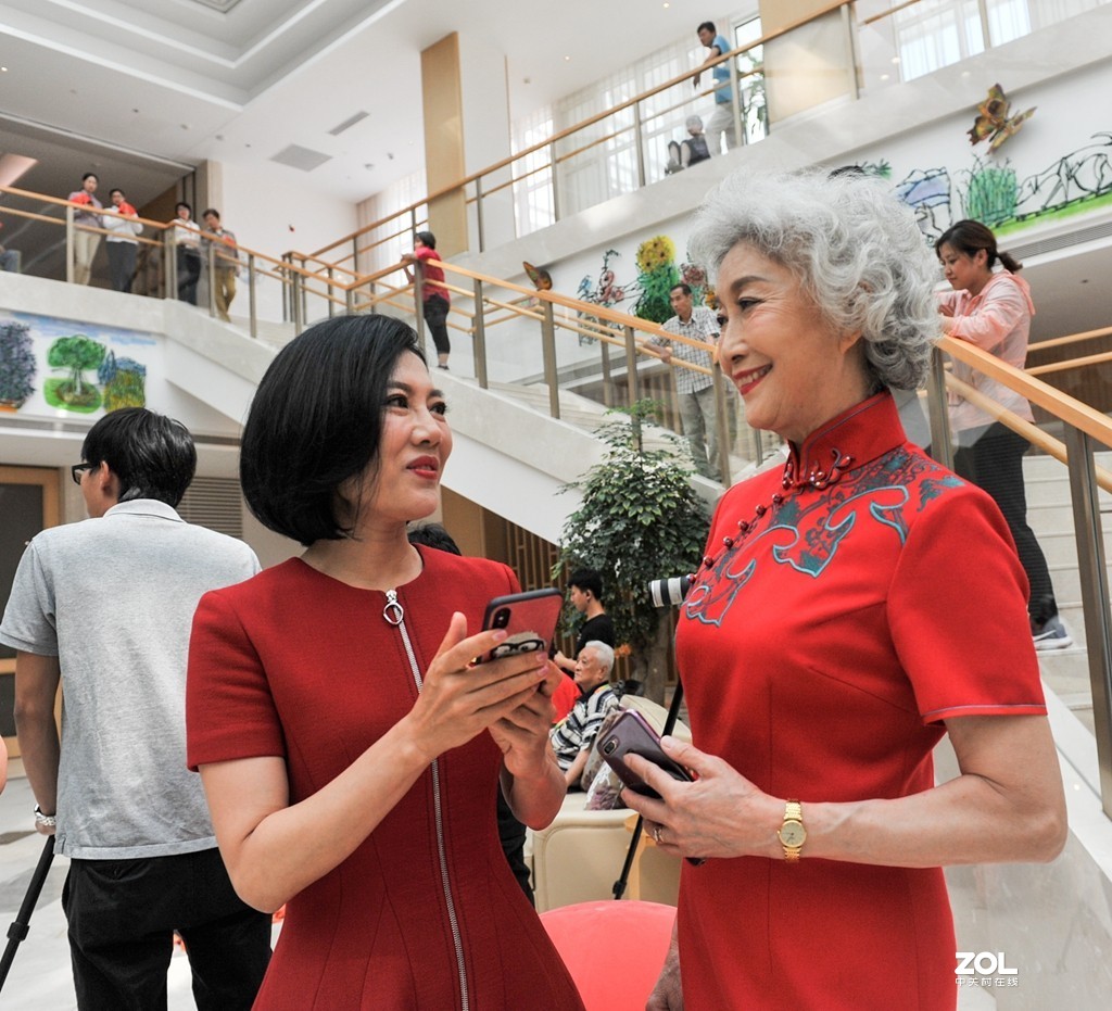 《今天是你的生日》银发达人参与拍摄北京市老龄协会快闪