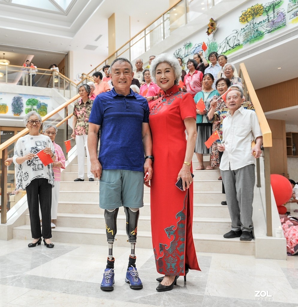 《今天是你的生日》银发达人参与拍摄北京市老龄协会快闪