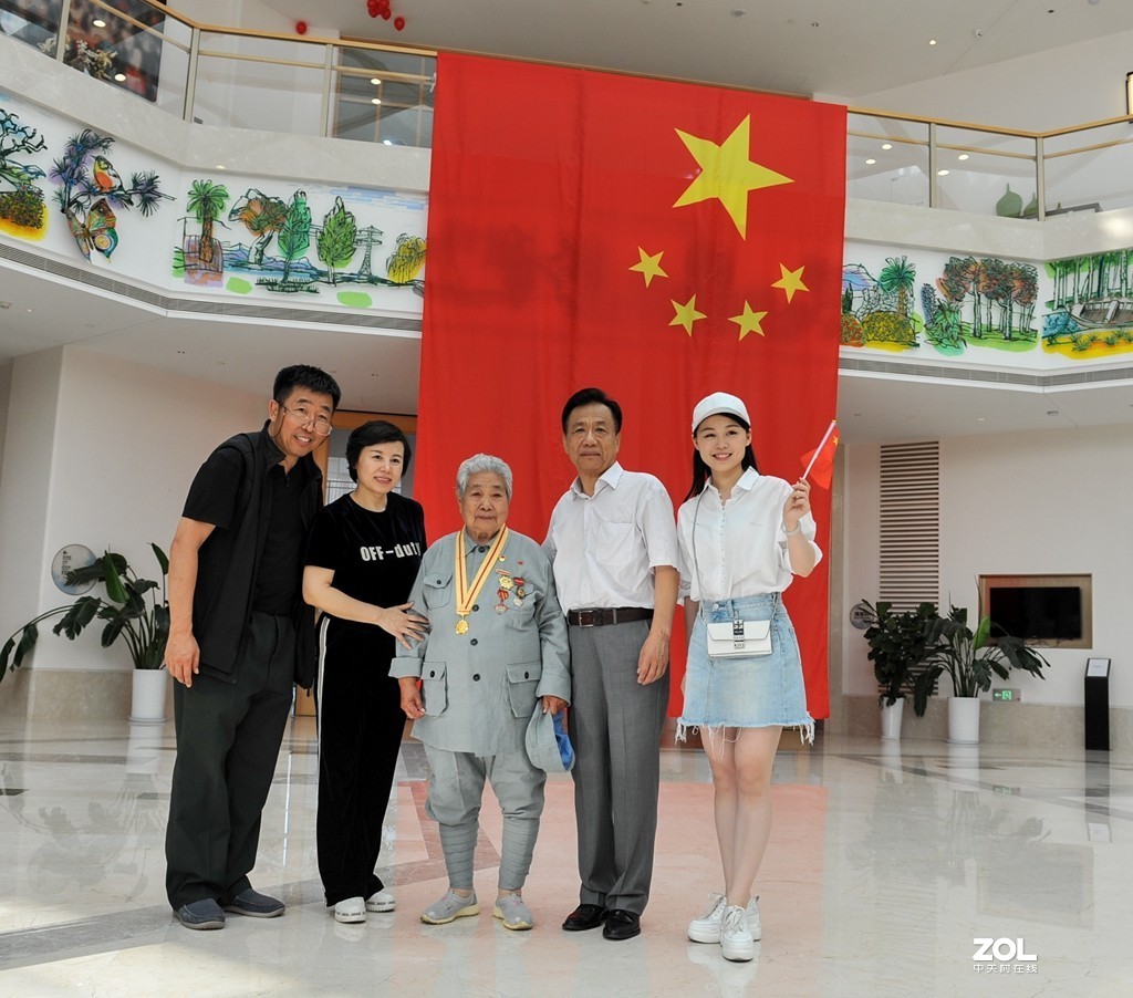 《今天是你的生日》银发达人参与拍摄北京市老龄协会快闪