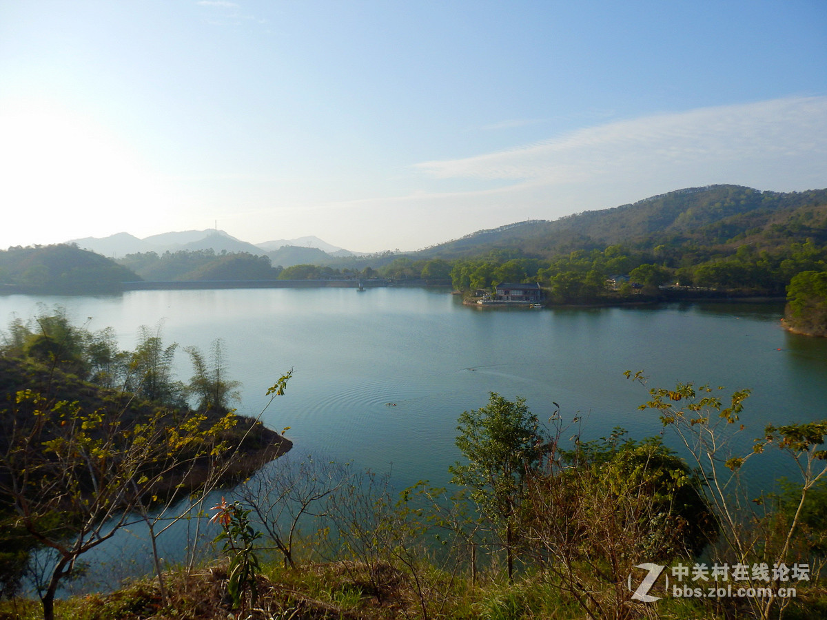 冬季的原生态红花湖风光