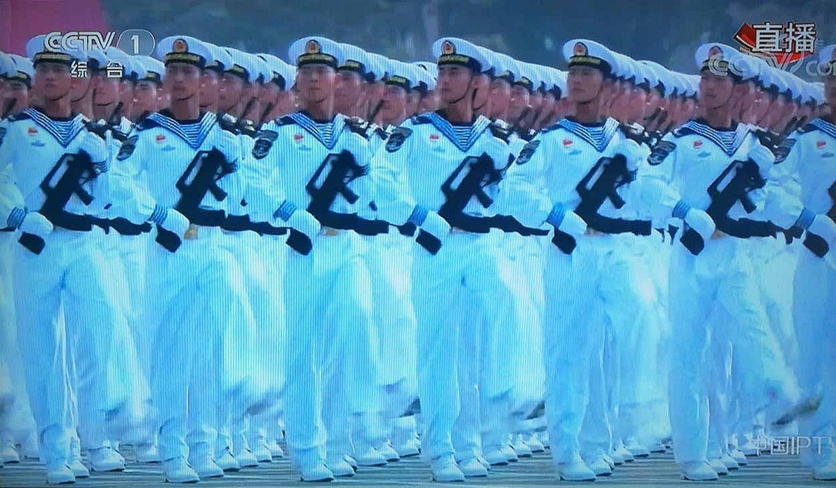 国庆70周年大阅兵分列式央视直播手机摄影