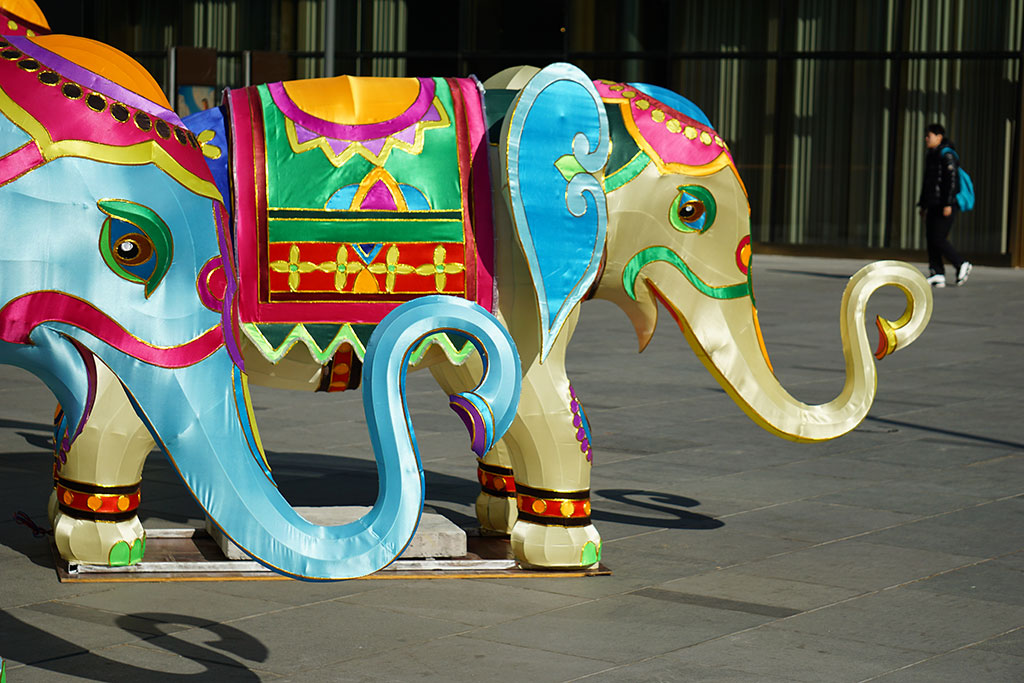 春节前三里屯有灯会