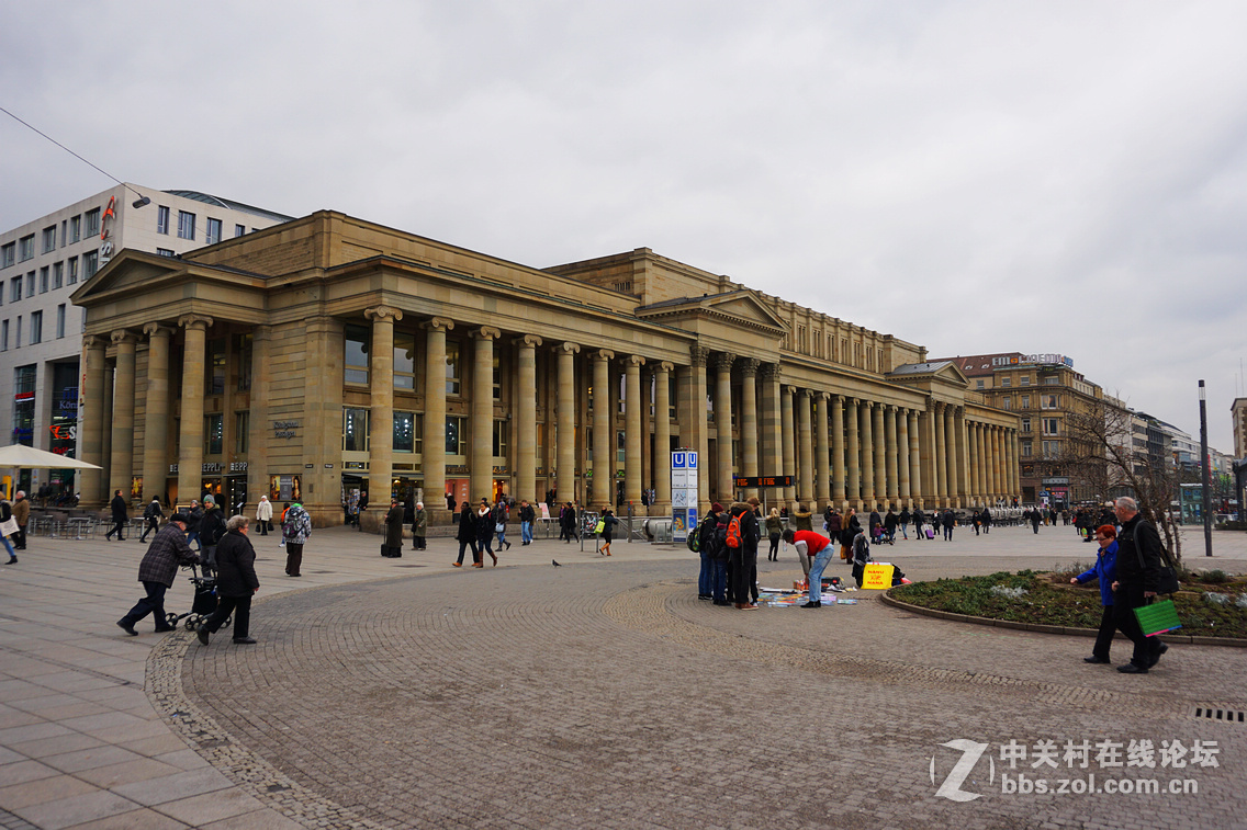 斯图加特街景及皇宫