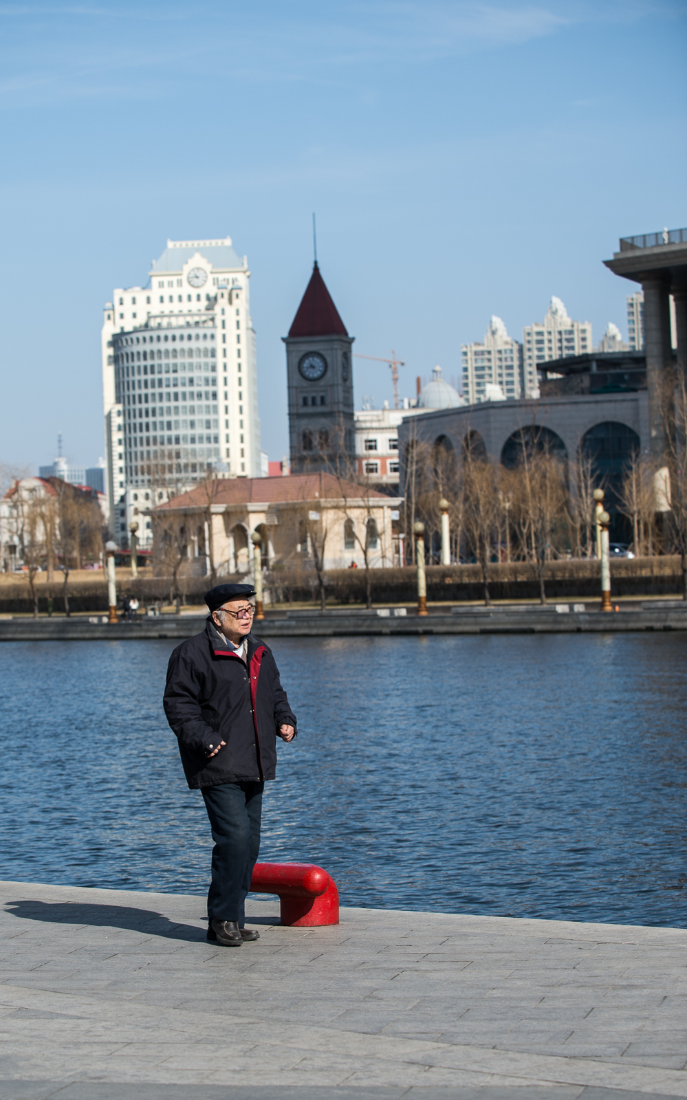 大钢炮来做客--------祝大家新年快乐