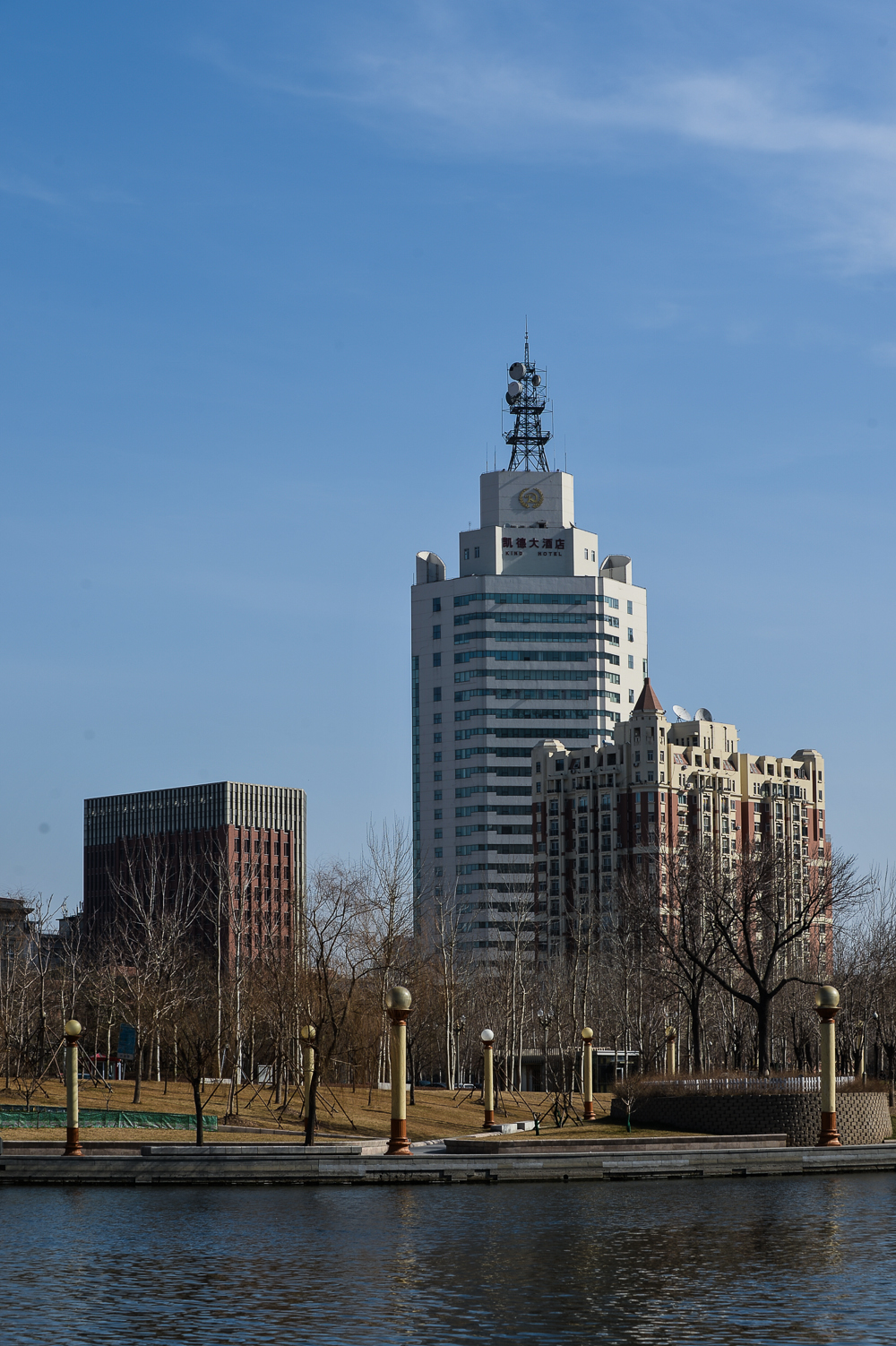 大钢炮来做客--------祝大家新年快乐