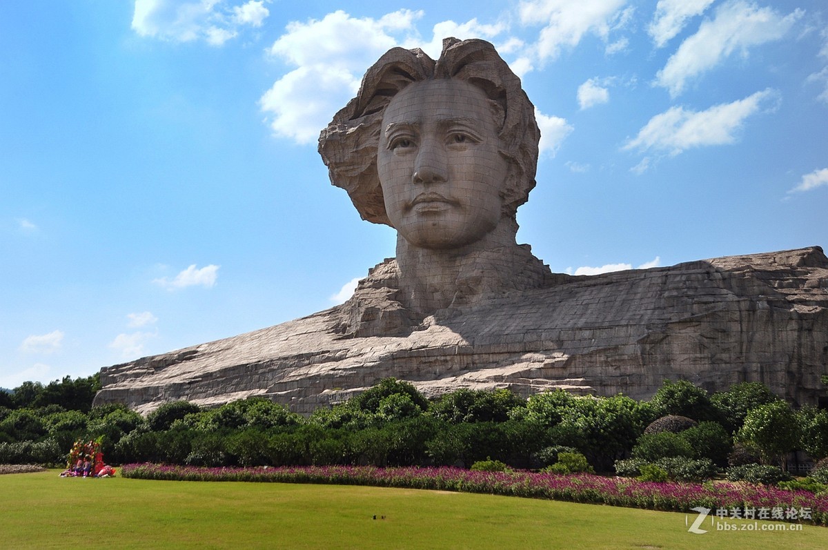 长沙湘江橘子洲头    伟人雕塑英姿风采