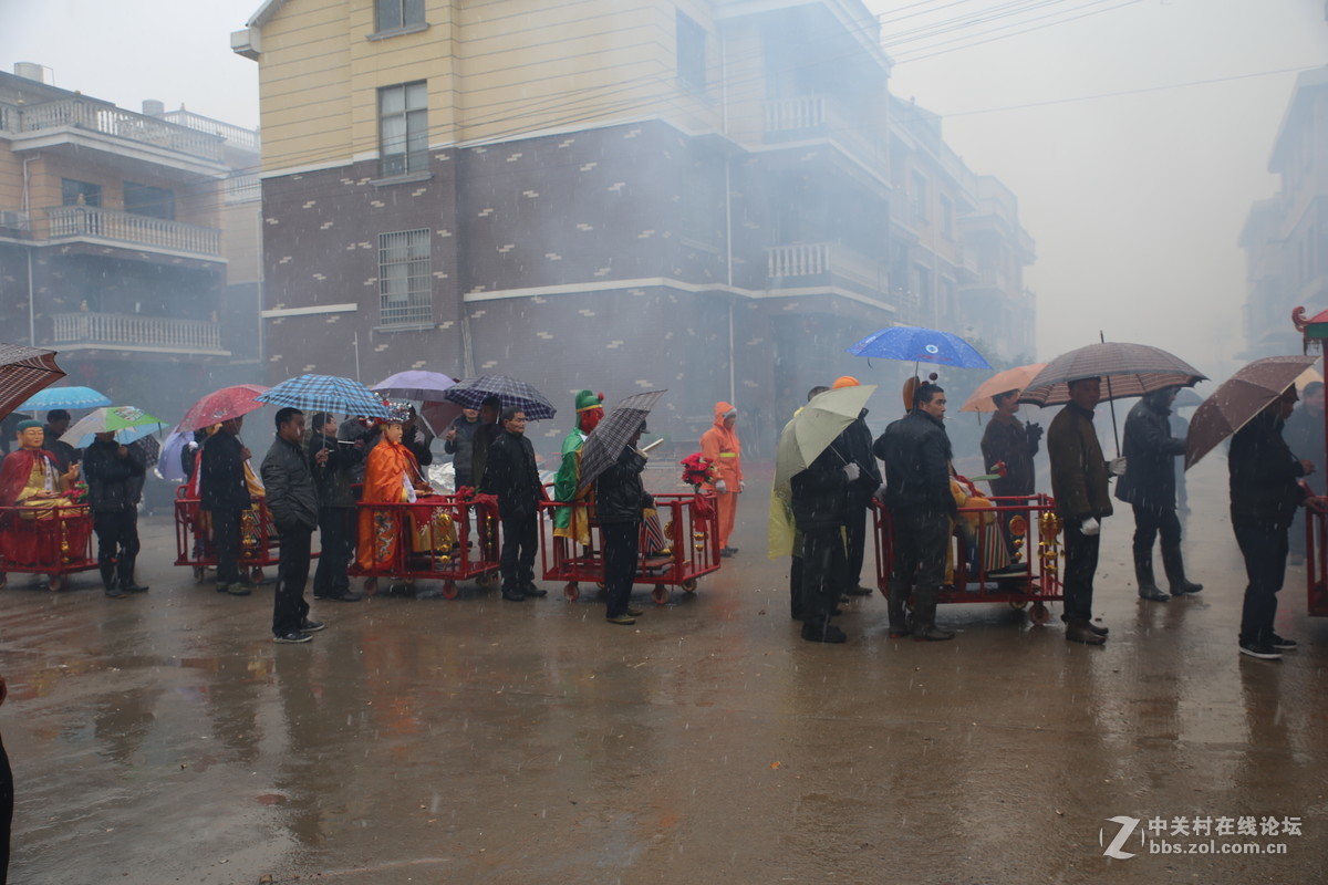 #寻找家乡的年味 # 老家“抬神仙”随拍