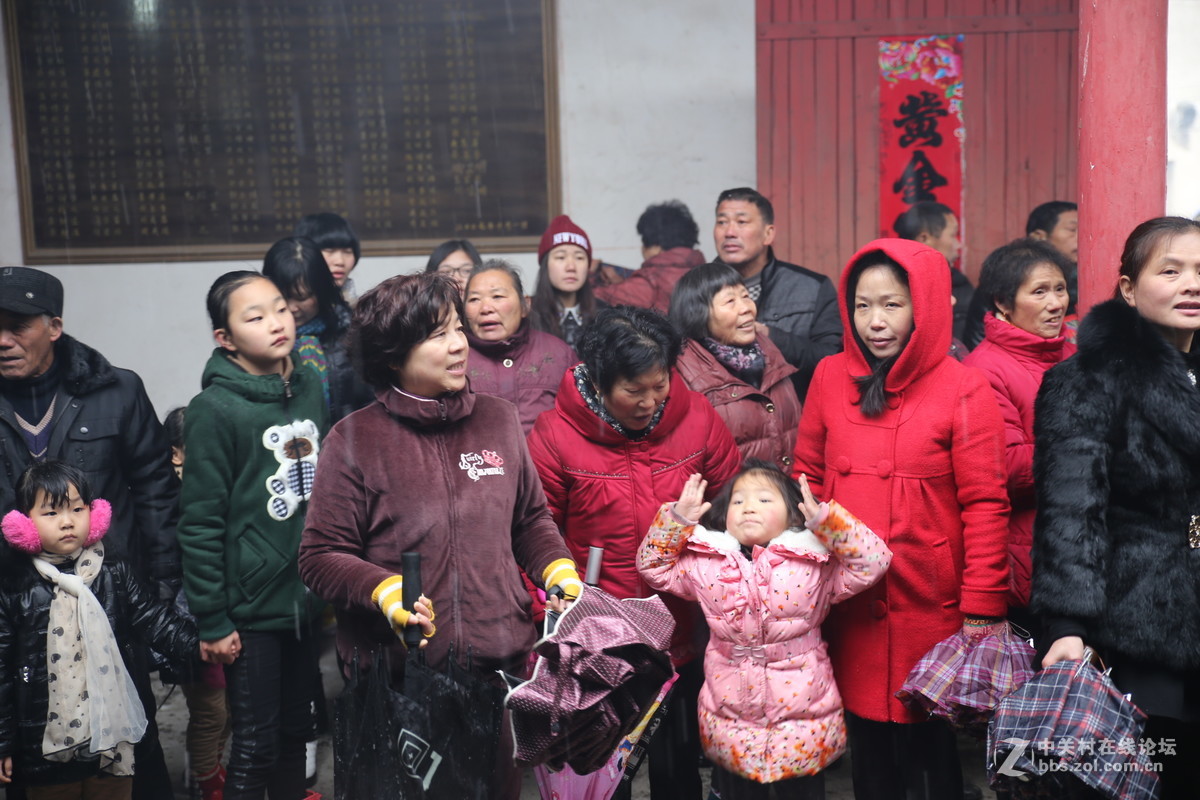 #寻找家乡的年味 # 老家“抬神仙”随拍