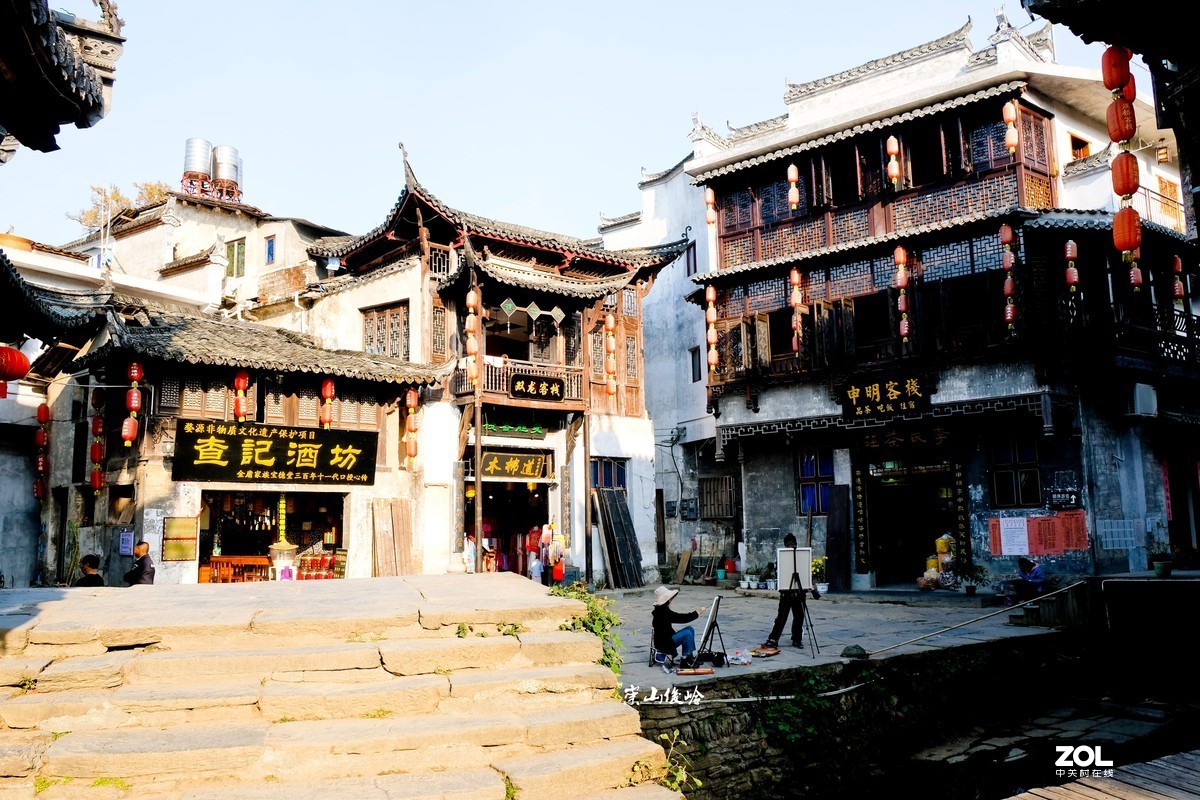 婺源李坑村人民景观
