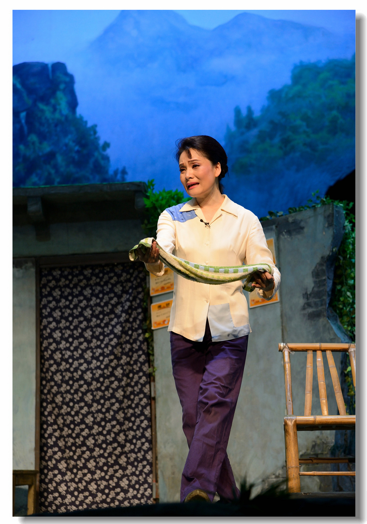 沪剧精品挑山女人舞台拍摄201508中旬第七集