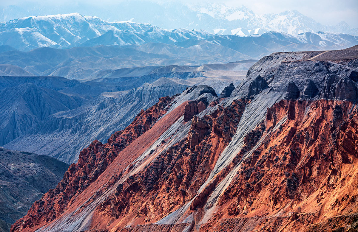 雄奇壮伟之红山大峡谷