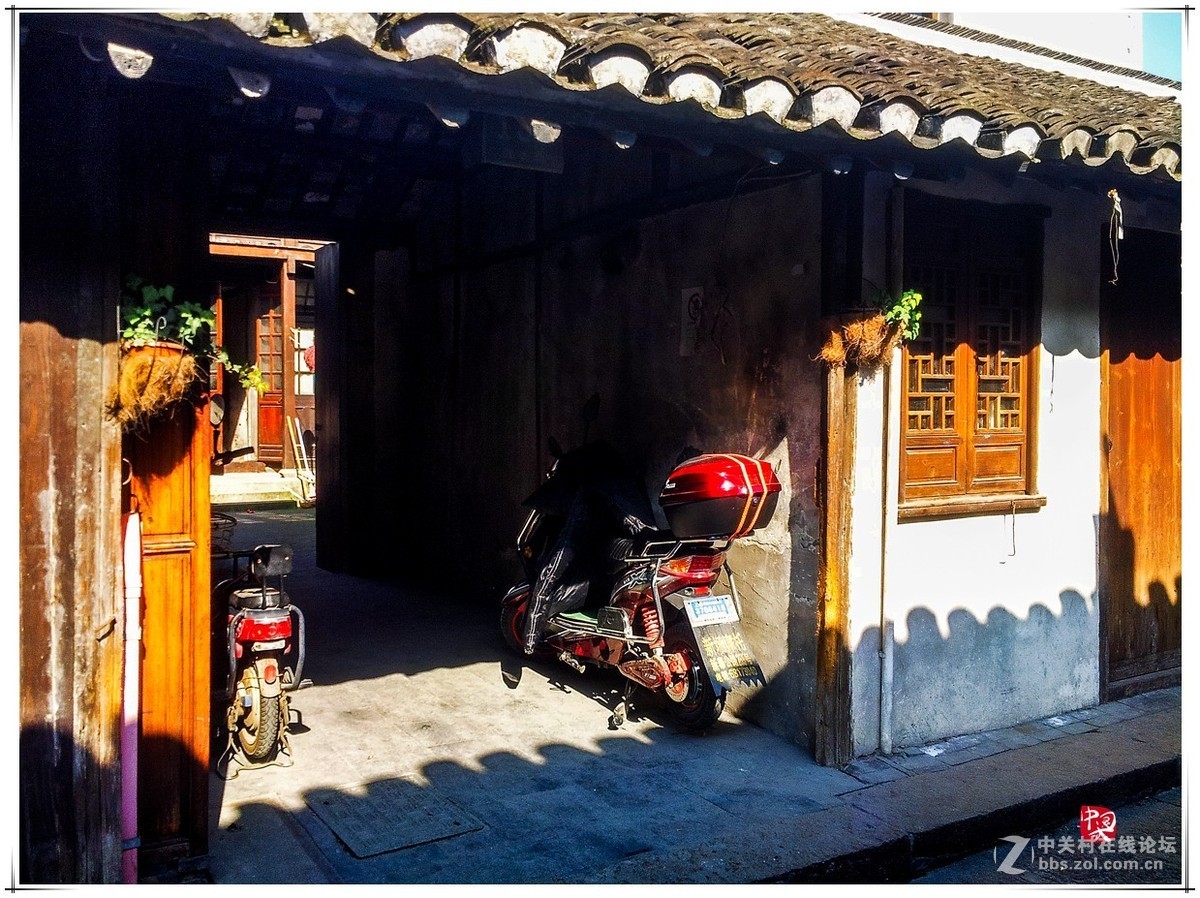 星空体育平台GALAXY Note（I9220） 古镇随影之一