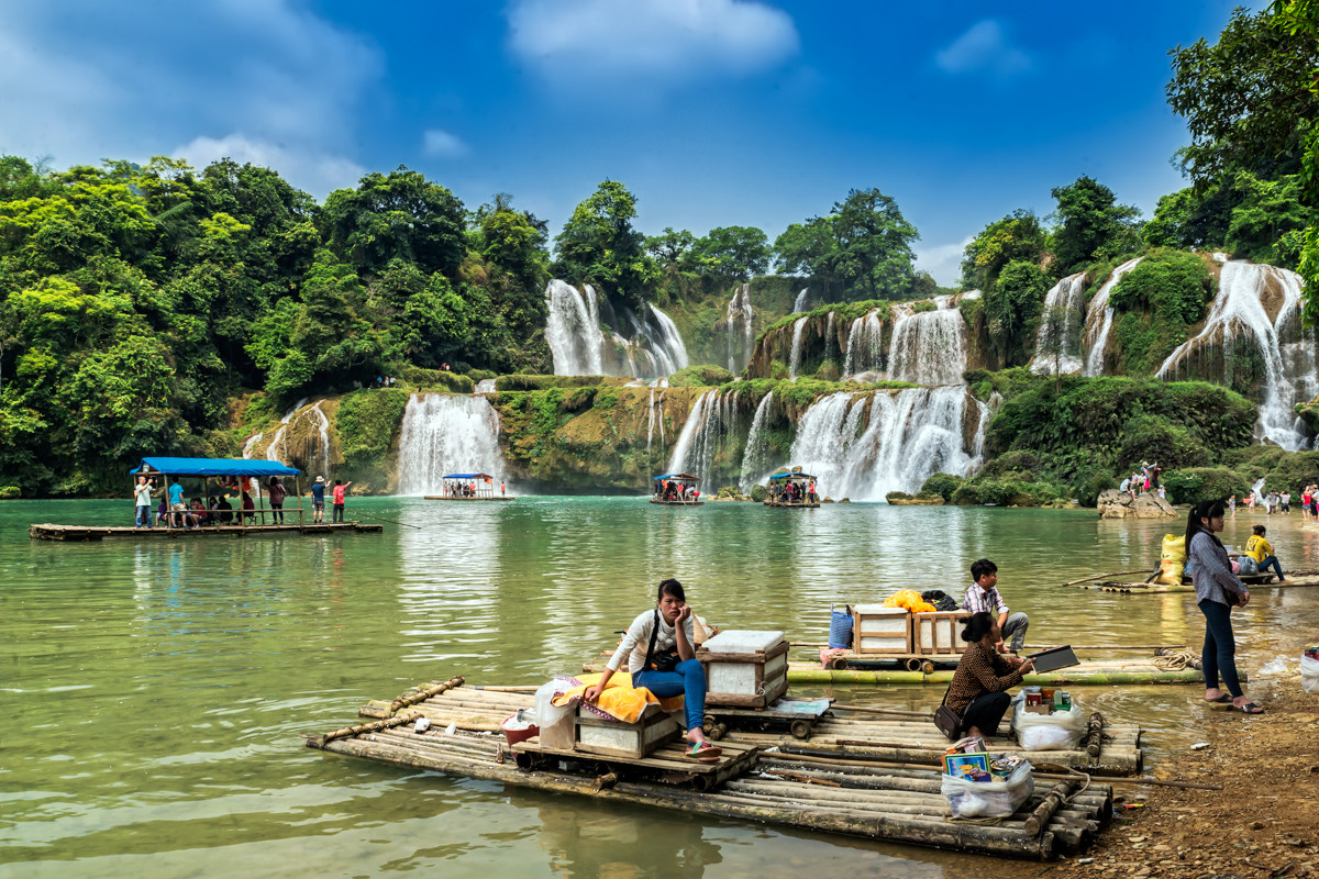 广西  中越边关行 之 《德天瀑布》