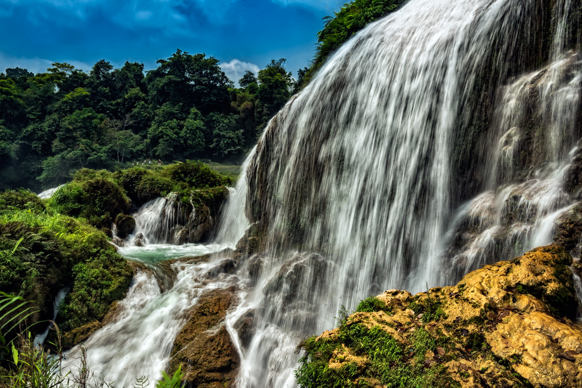 广西  中越边关行 之 《德天瀑布》