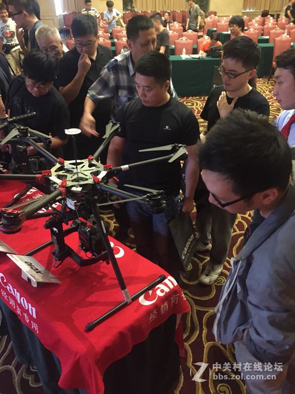 佳能C300 MARK II 4K摄像机新品发布会  ?邀请函!