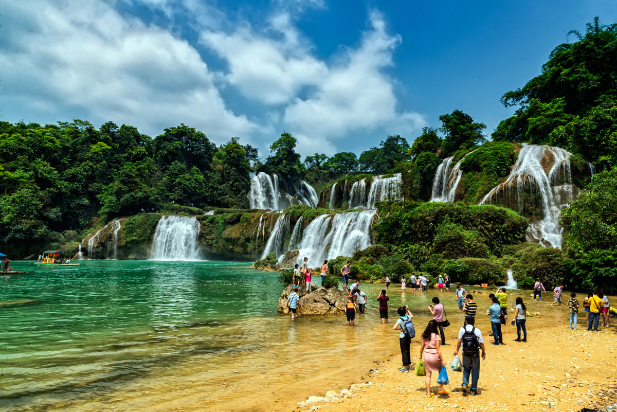 广西  中越边关行 之 《德天瀑布》