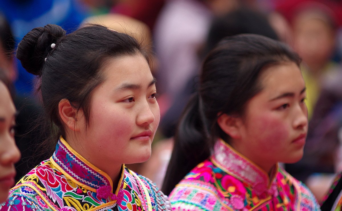 泸州苗乡“踩山节”