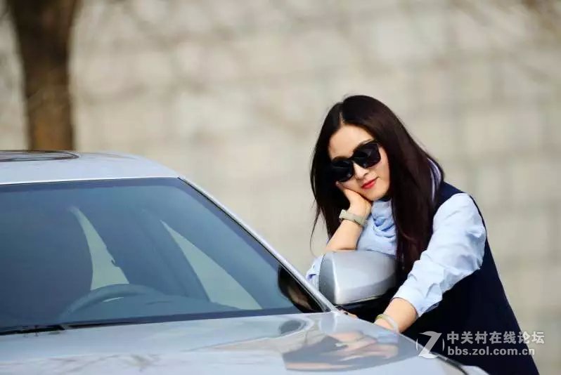 洛阳西雅图大酒店隋唐佳能专卖王城路店活动拍车模！！！！！！！！！！！！