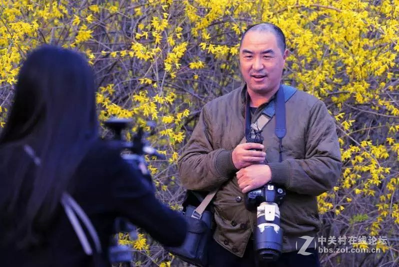 洛阳西雅图大酒店隋唐佳能专卖王城路店活动拍车模！！！！！！！！！！！！