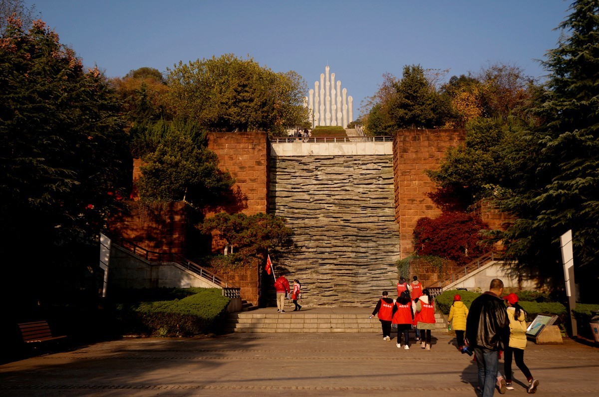 家乡美中山舰旅游区