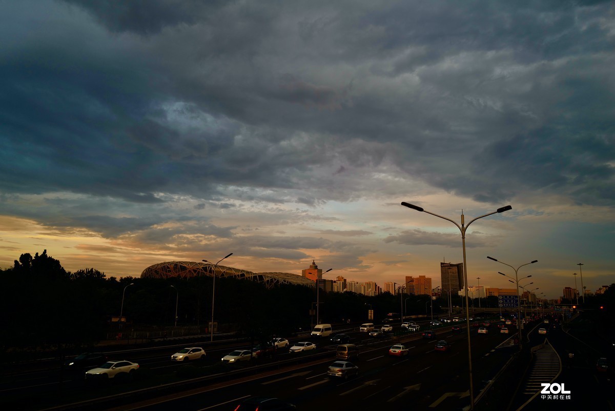 雨后晚霞-----徕卡Q2