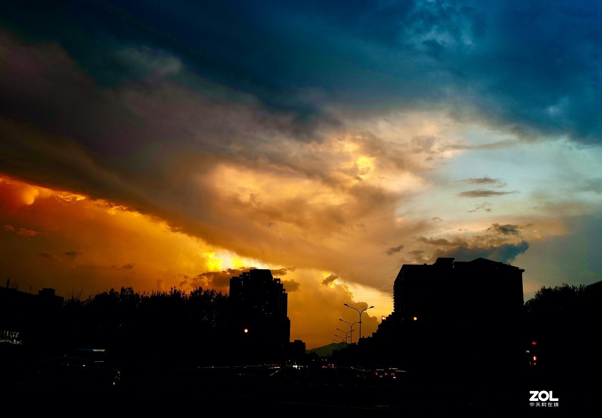 雨后晚霞-----徕卡Q2