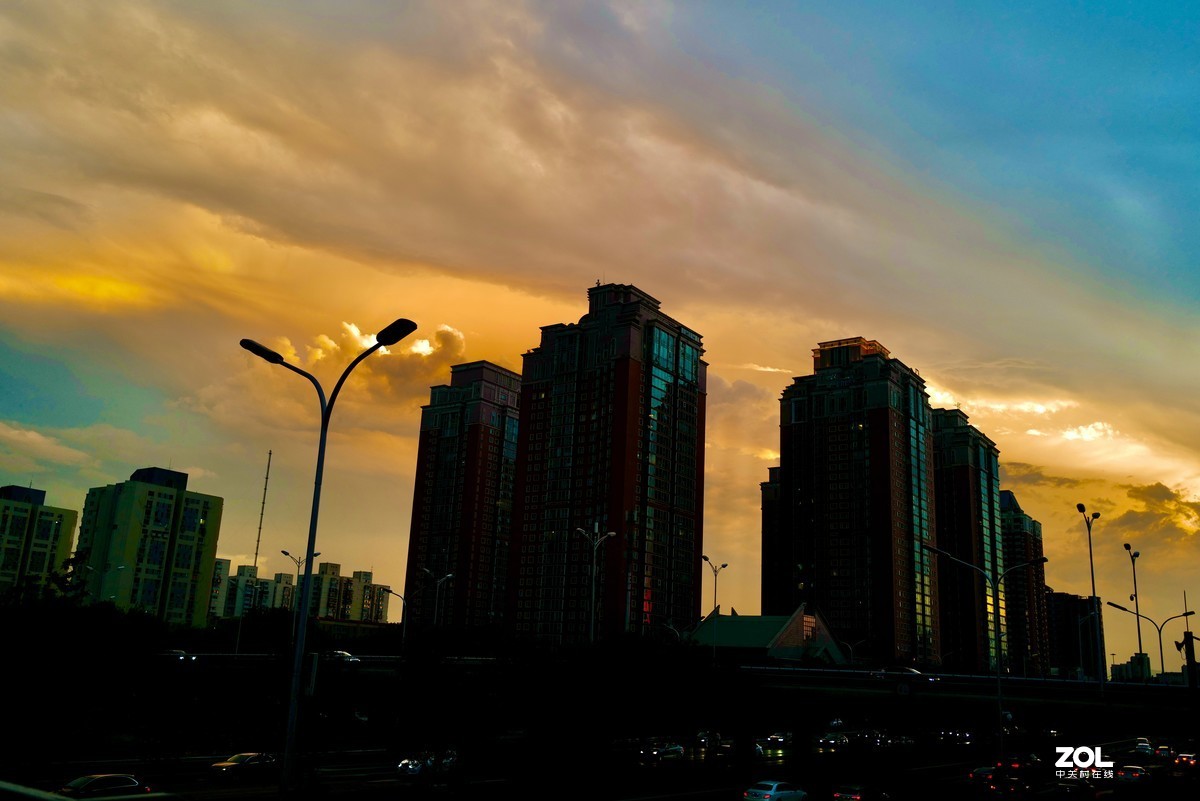 雨后晚霞-----徕卡Q2