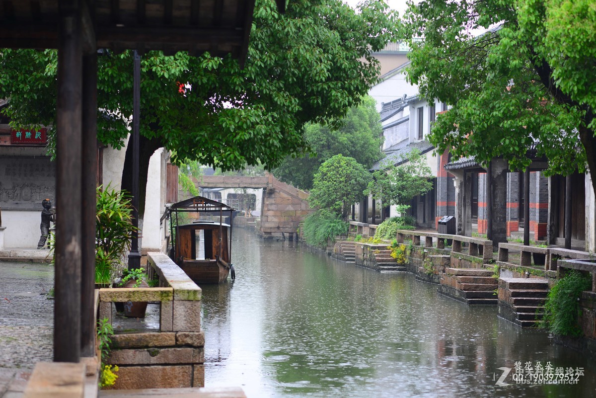雨中逛黎里古镇