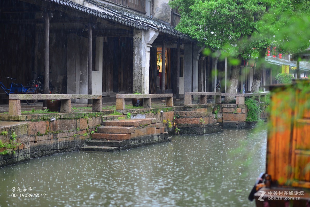 雨中逛黎里古镇