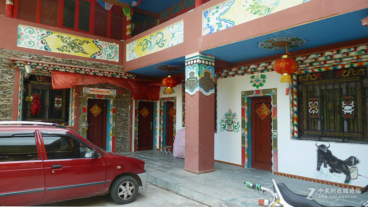 走进藏寨——浓浓的风情