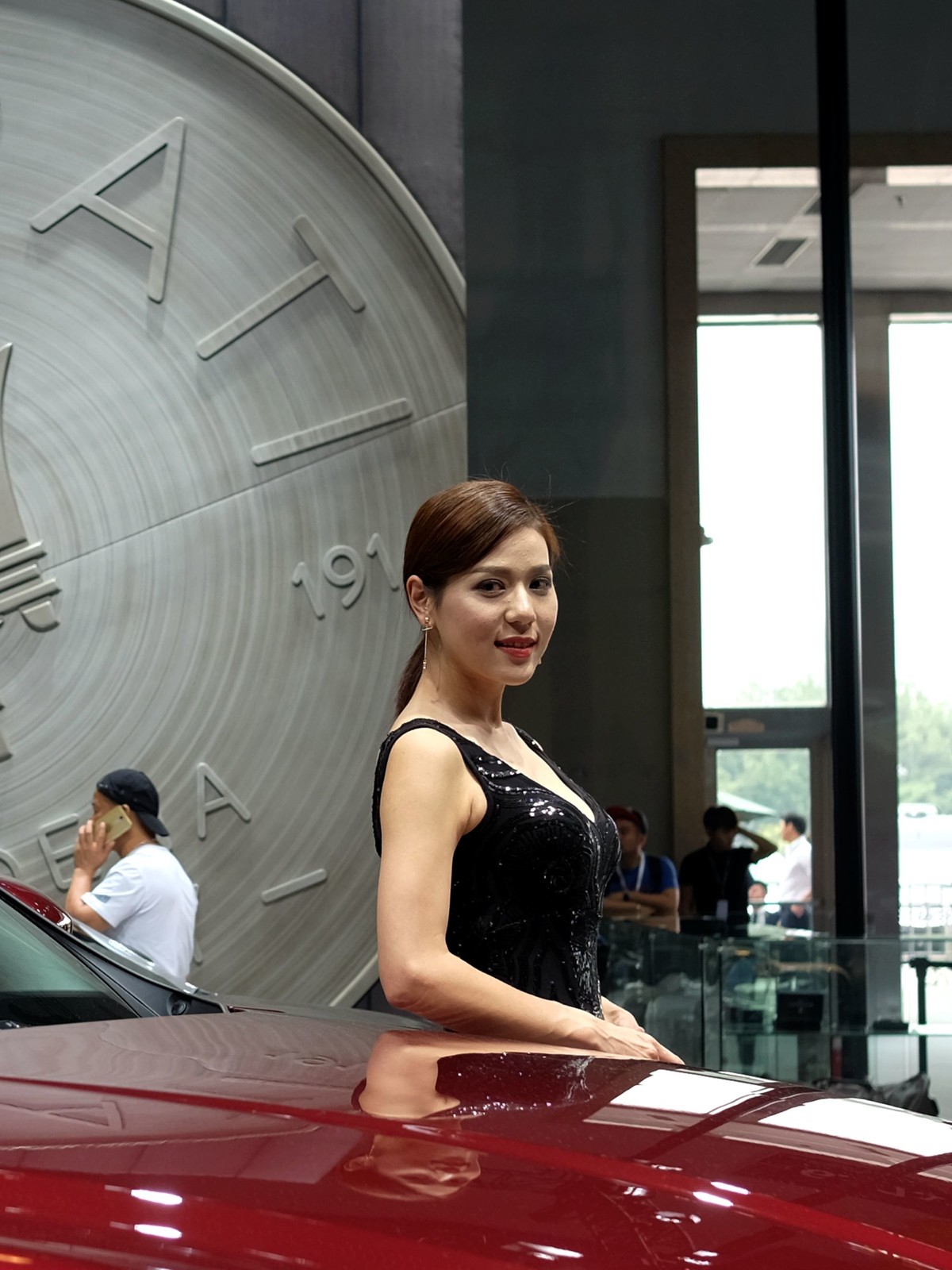 2016广州车展的模特妹