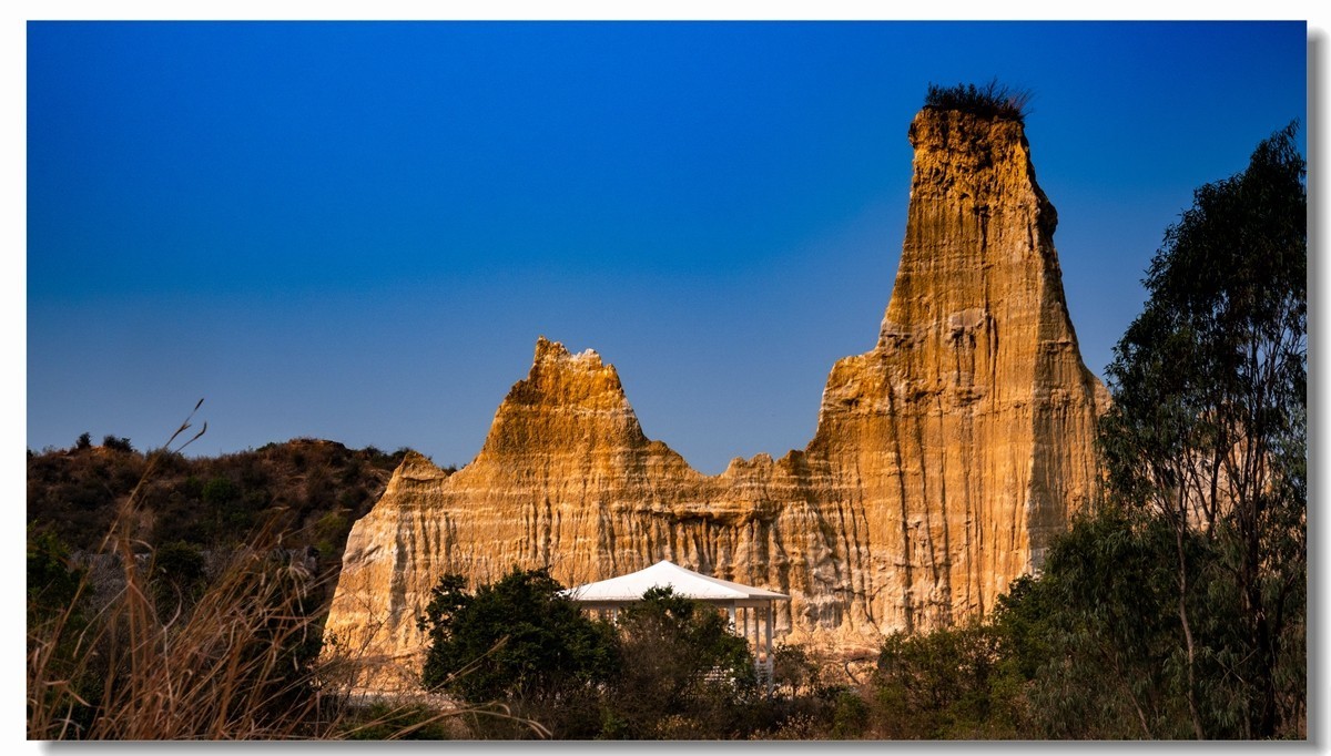 云南元谋土林一一祝 晚之秋 荣任索尼A7Rlll星空(中国)版块 . 首任版主