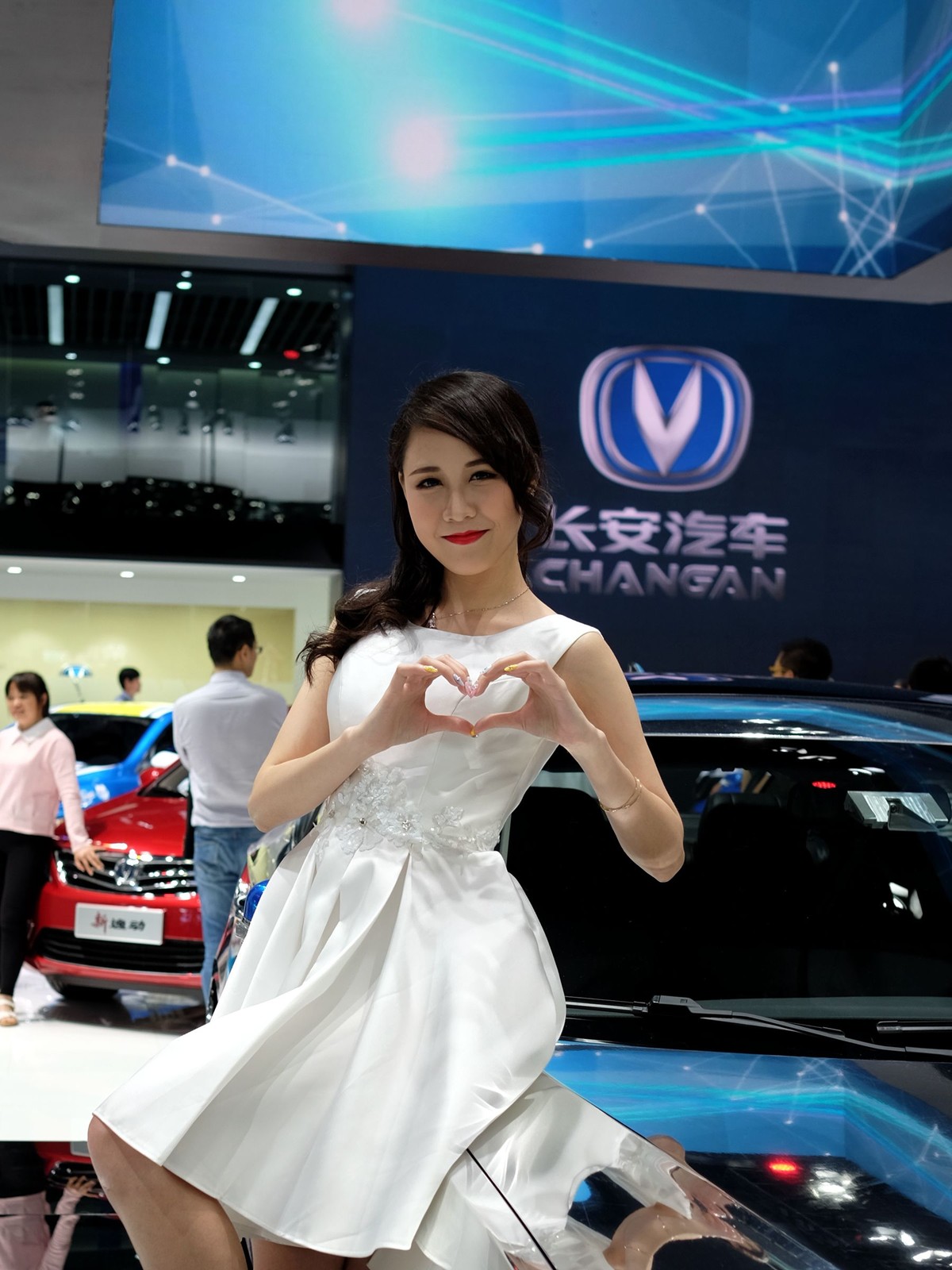 2016广州车展的模特妹