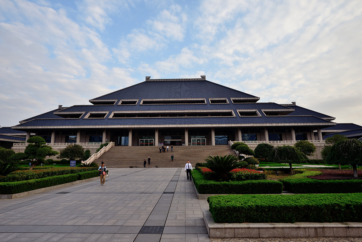 周末观湖北省博物馆