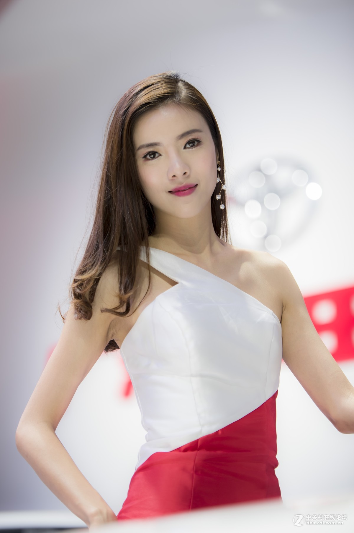 成都车展美女试拍二