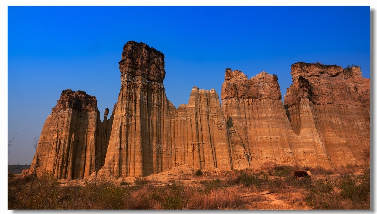 云南元谋土林一一祝 晚之秋 荣任索尼A7Rlll星空(中国)版块 . 首任版主