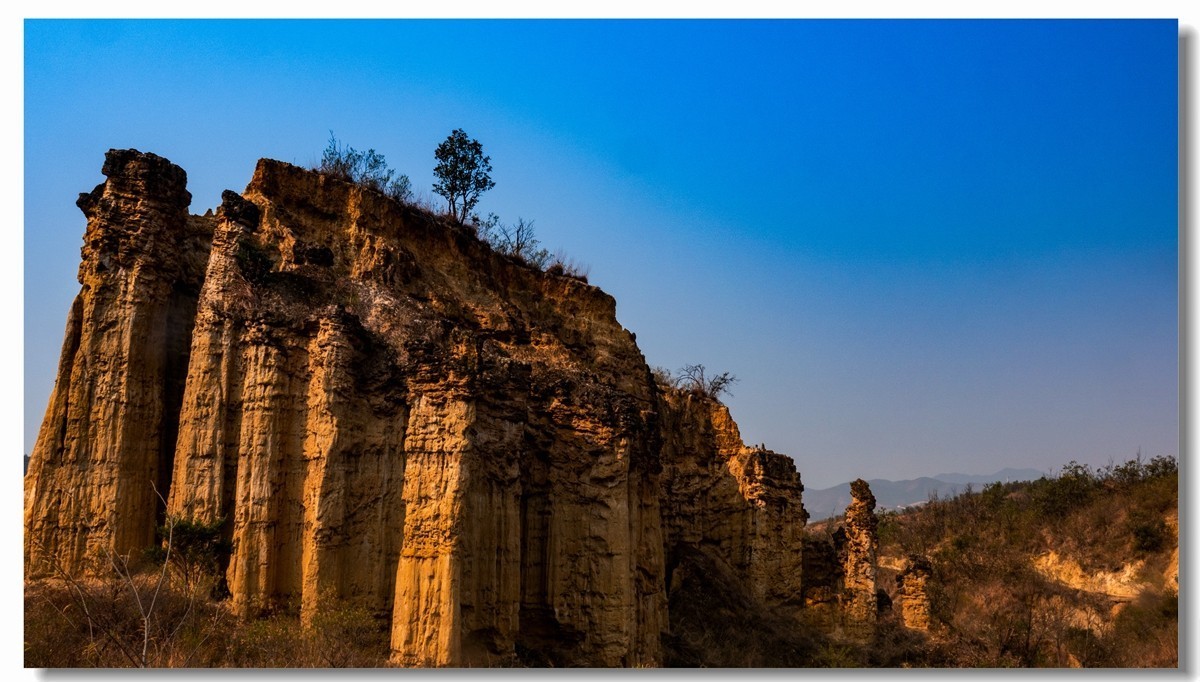云南元谋土林一一祝 晚之秋 荣任索尼A7Rlll星空(中国)版块 . 首任版主