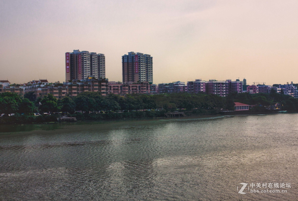 小河边