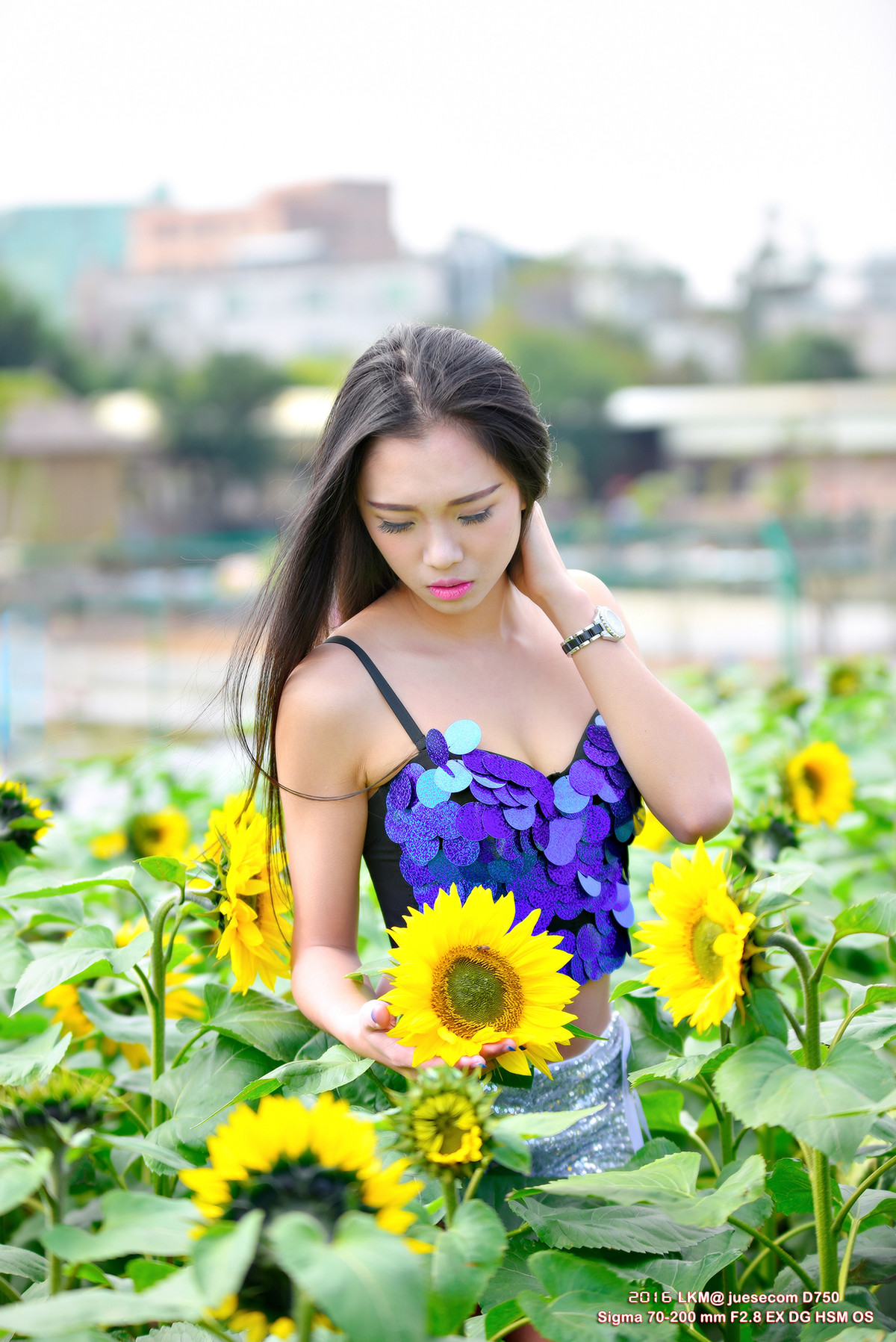 TB购买测焦卡，自行调焦后的测试人像和花蕊照片（附上测焦卡照片）