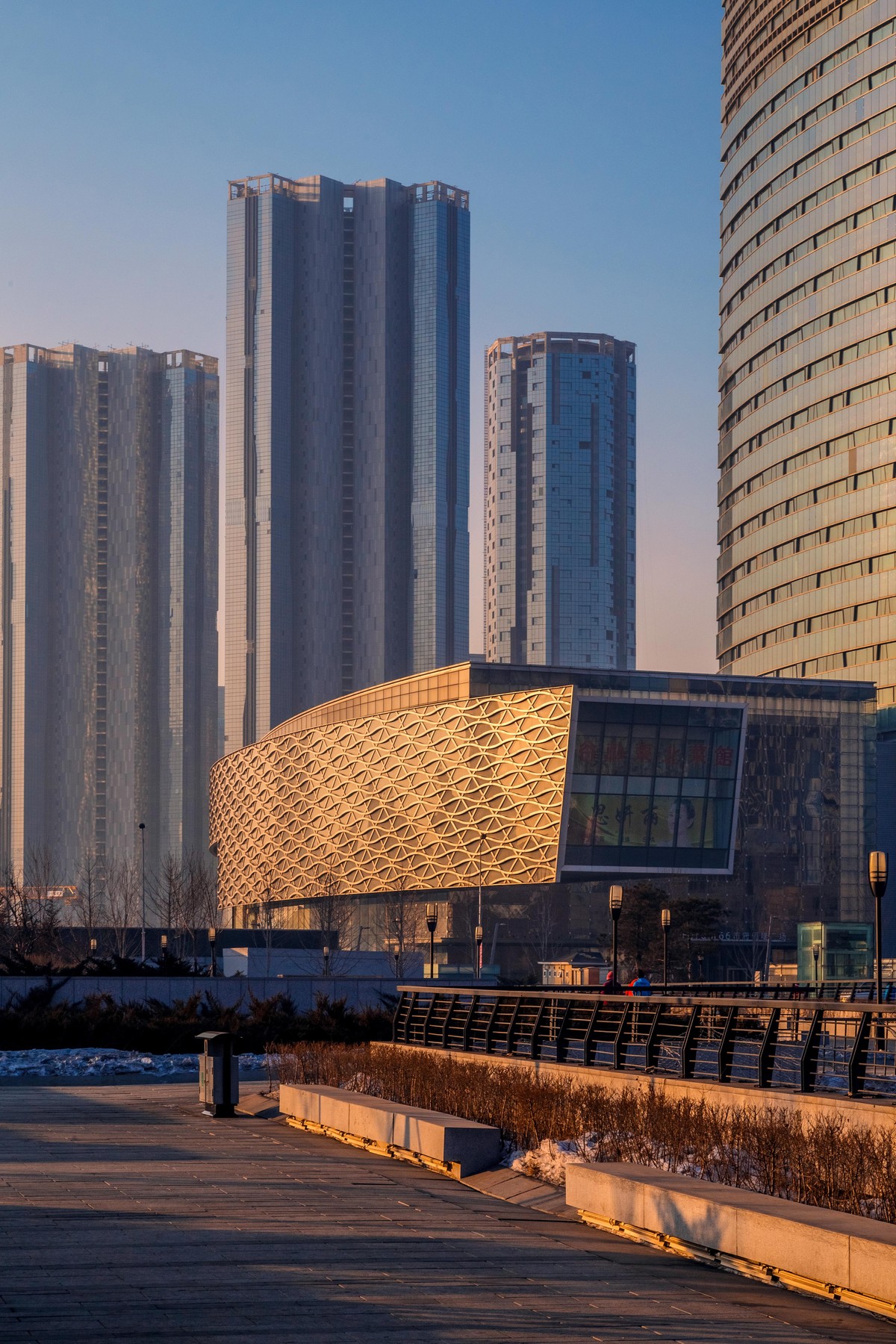 沈阳最高地标建筑市府恒隆广场