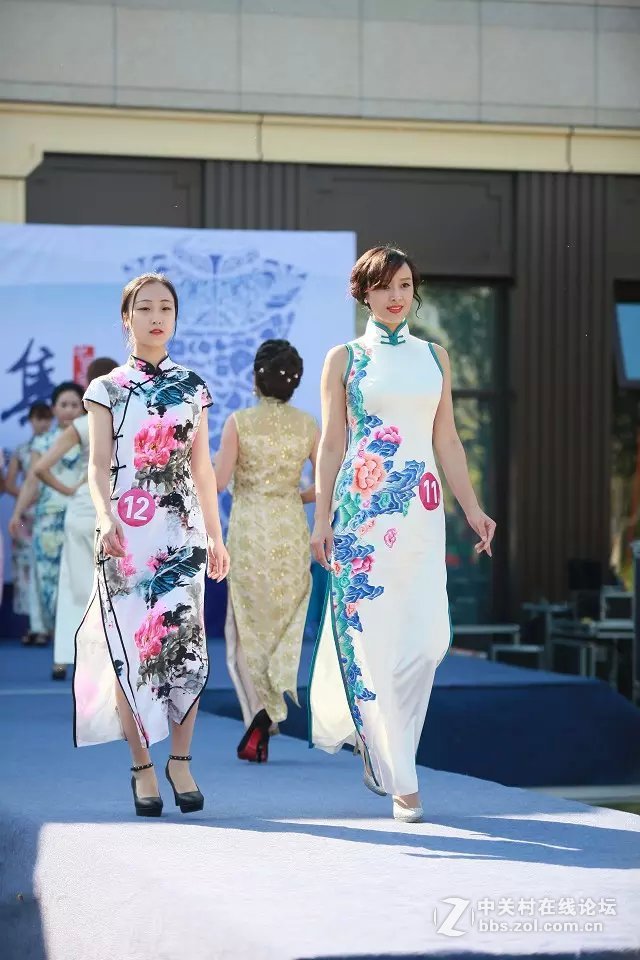 穿旗袍的大姐们