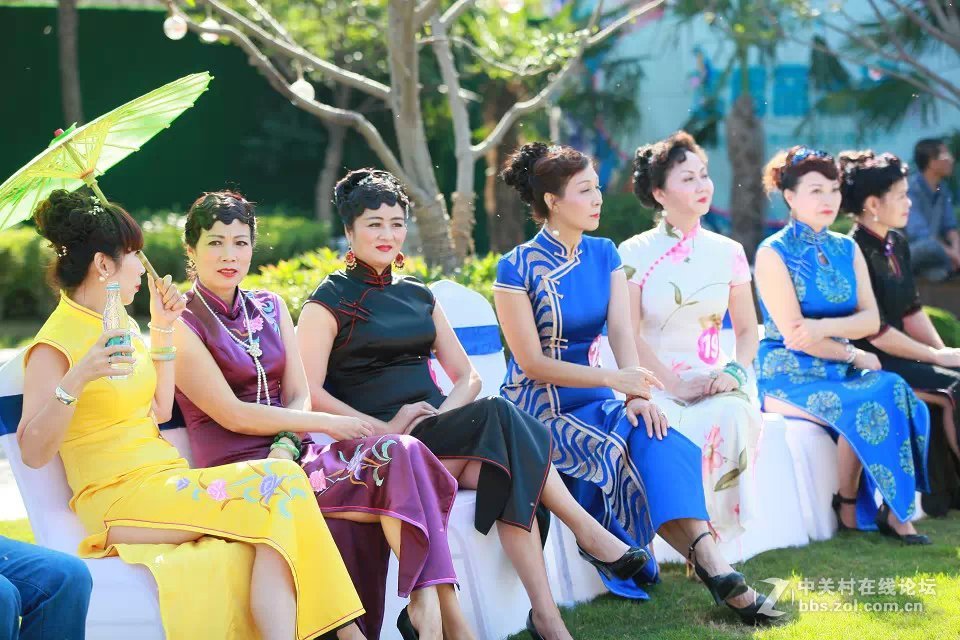 穿旗袍的大姐们