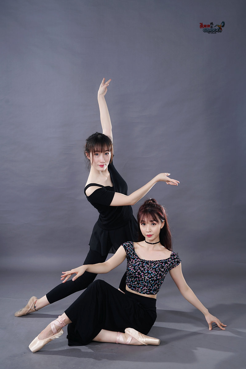 舞蹈闺蜜晴儿小白