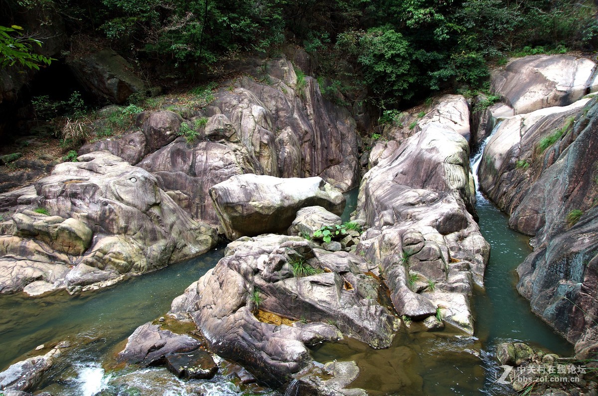 自驾游去浙江省大神仙居，天台山龙穿峡。