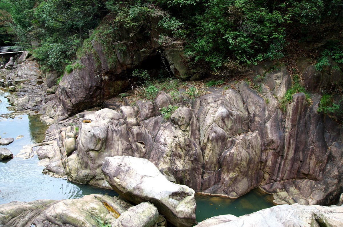 自驾游去浙江省大神仙居，天台山龙穿峡。