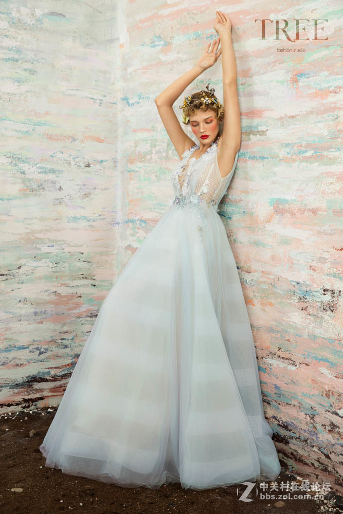 摄影师杨子坤——高级定制碰上油画——大树时尚